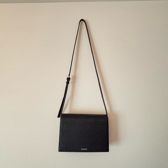 Auxiliary Aritzia Calisch Embossed Black Leather Accordion Crossbody Bag Purse - Picture 2 of 10